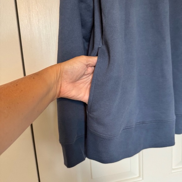 LL Bean Mens Blue Snap 1/4 Zip Casual Sweatshirt - Picture 2 of 8